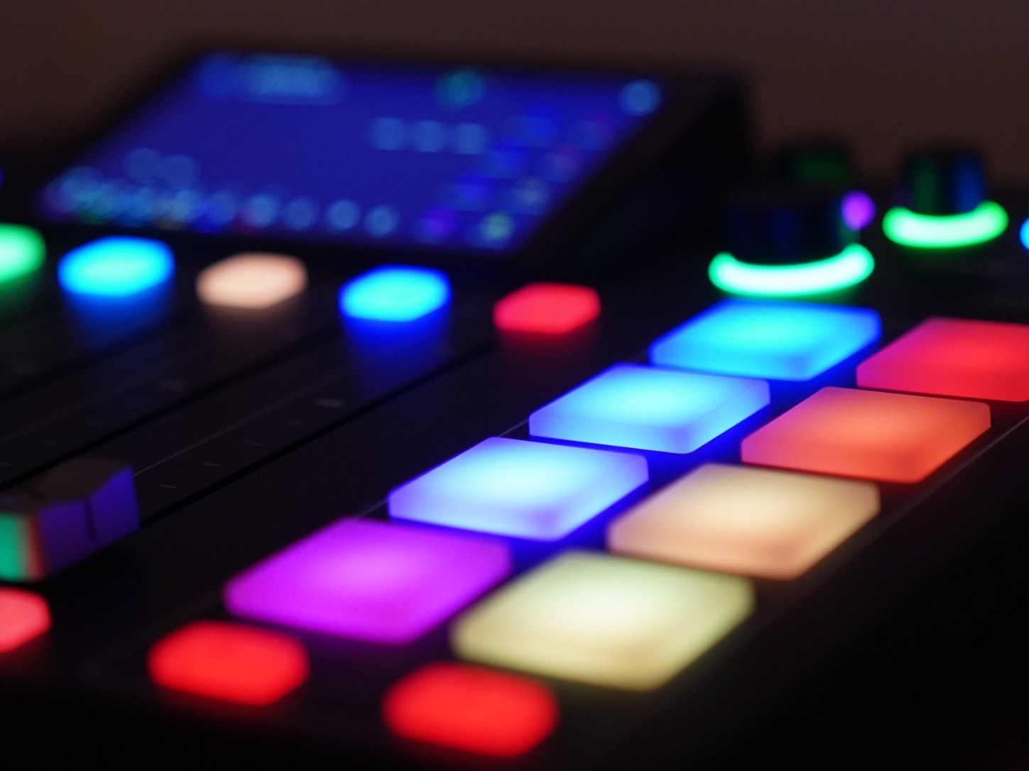 Console de mixage du studio podcast