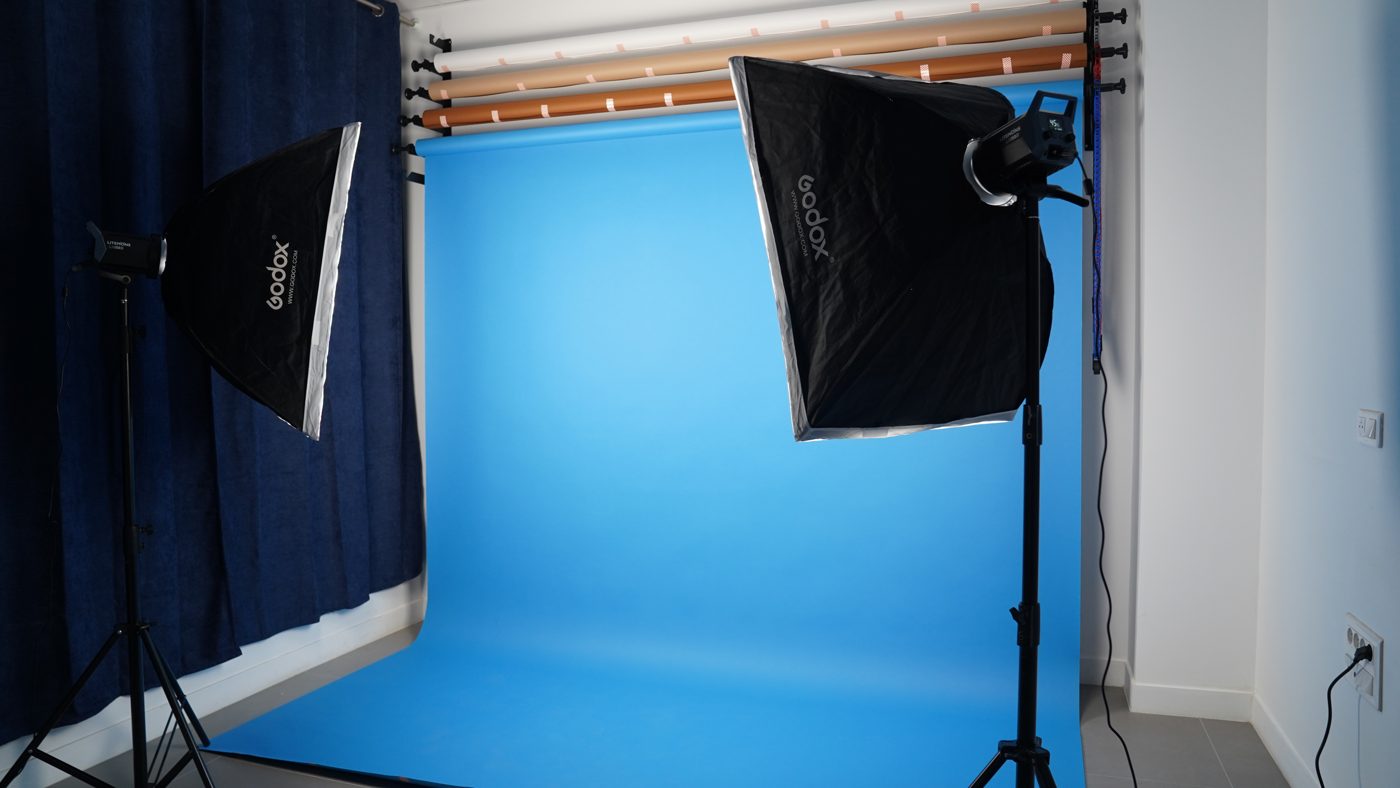 Le studio photo : fond bleu et softbox